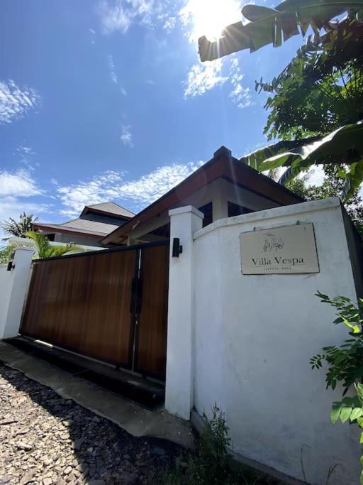 Villa Vespa Lovina Beach